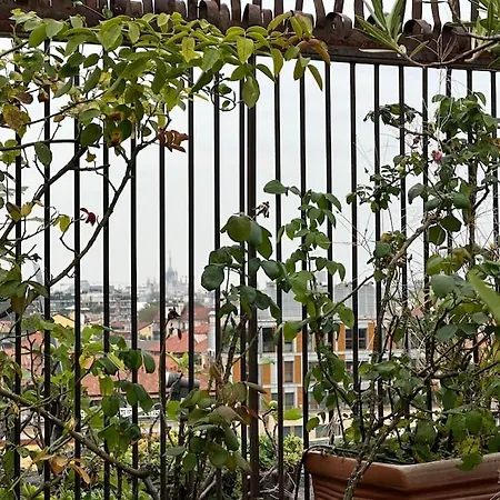 Dolce Duomo View * Milão